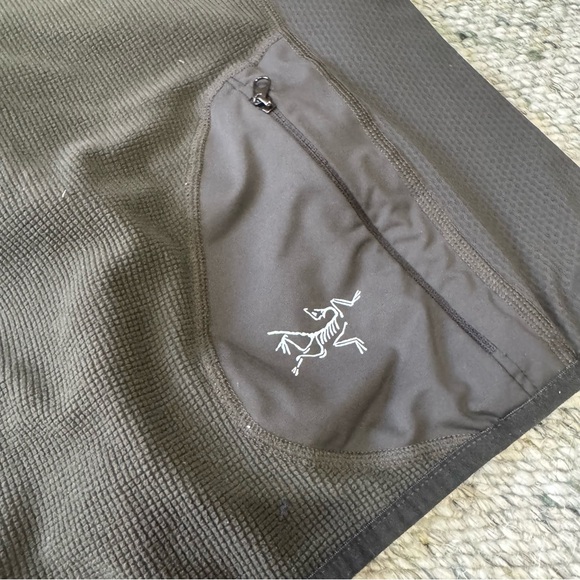 Arcteryx Zip Up Vest - Picture 5 of 10